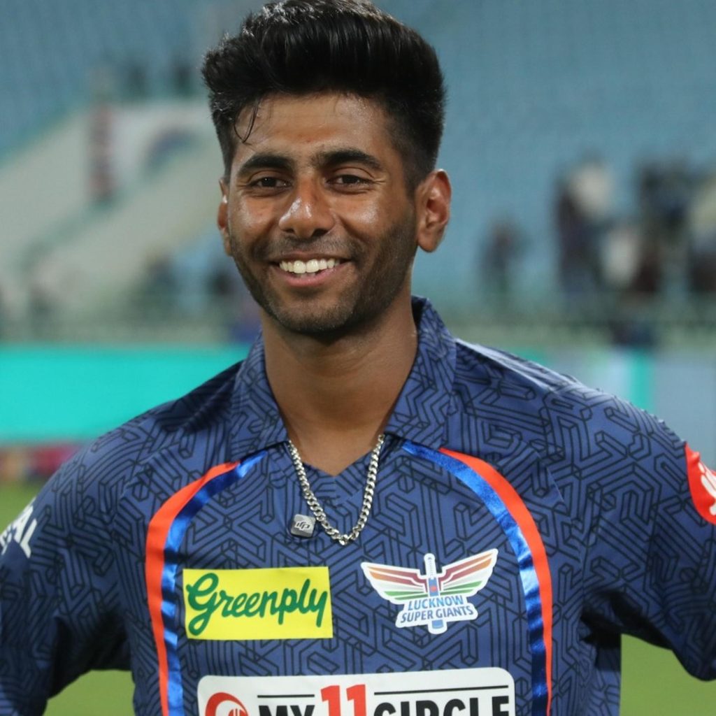అంతర్జాతీయ క్రికెట్‌లో సంచలనం: వేగంతో కదం తొక్కుతున్న మయాంక్ యాదవ్