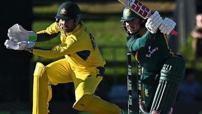 matthew-breeze-scripts-history-fourth-consecutive-odi-fifty-cricket.Click to read full article.